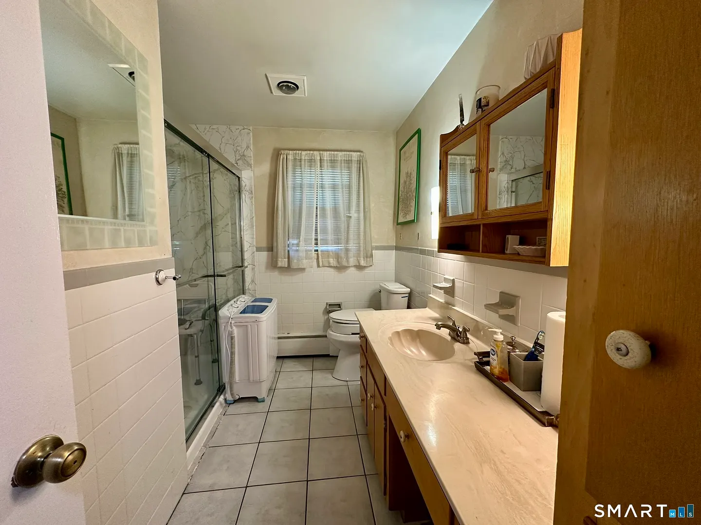 670 Benham Street Photo 12