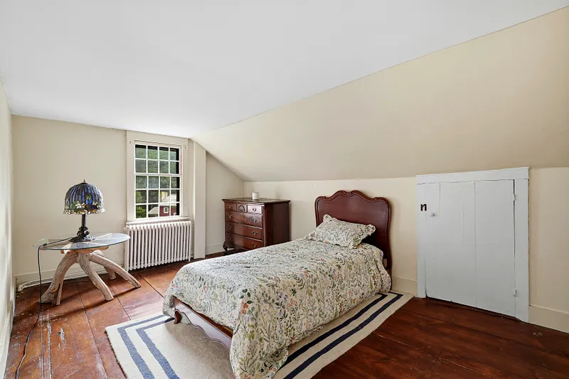 473 Hamburg Road Photo 26