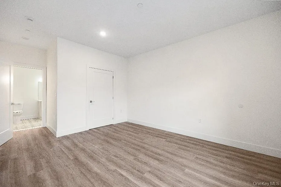 306 Bluestone Court  #104 Photo 35