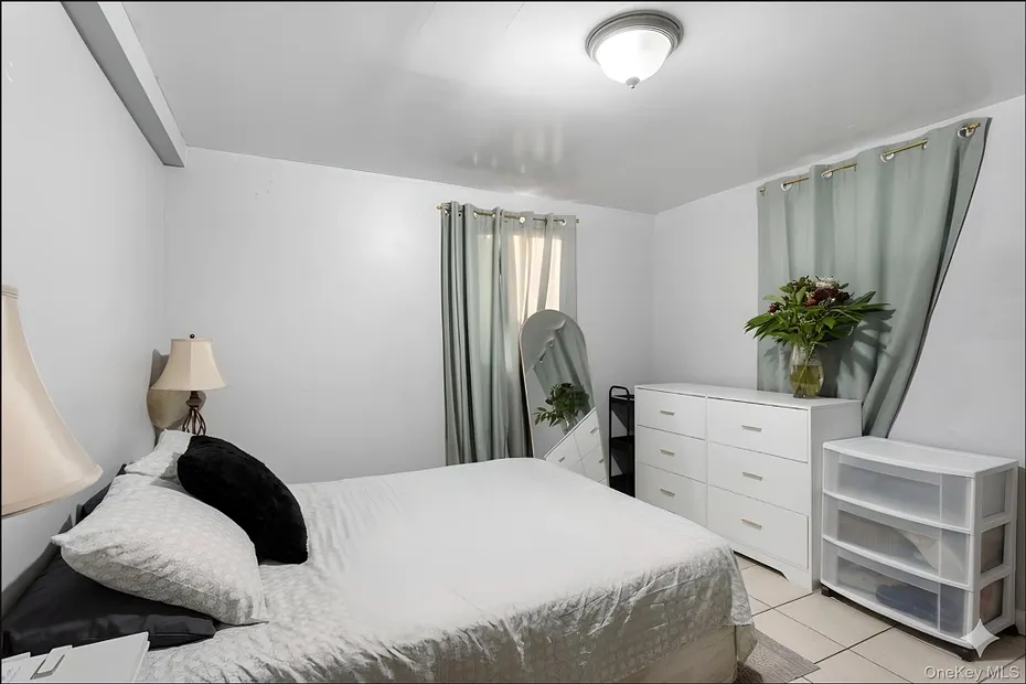 6 Merrick Lane Photo 27