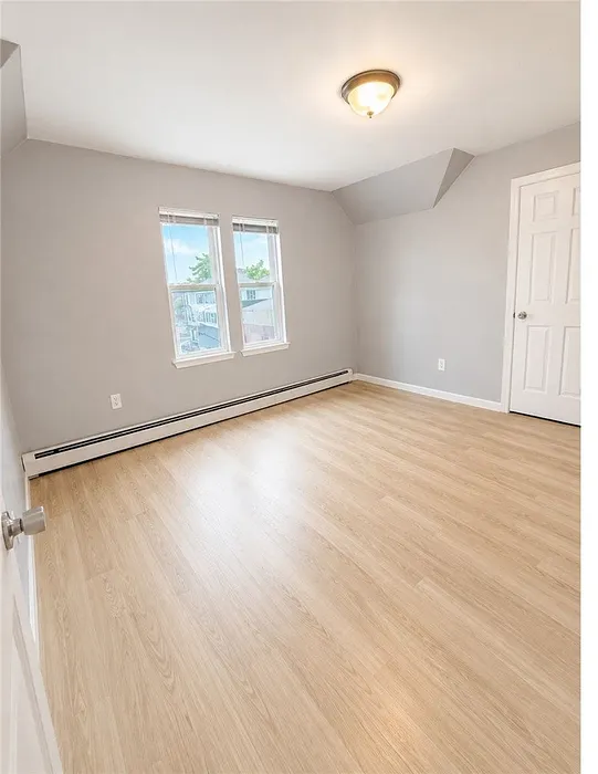 40 Norwich Avenue  #3 Photo 7
