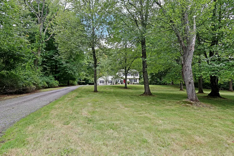 37 Adams Road Photo 40