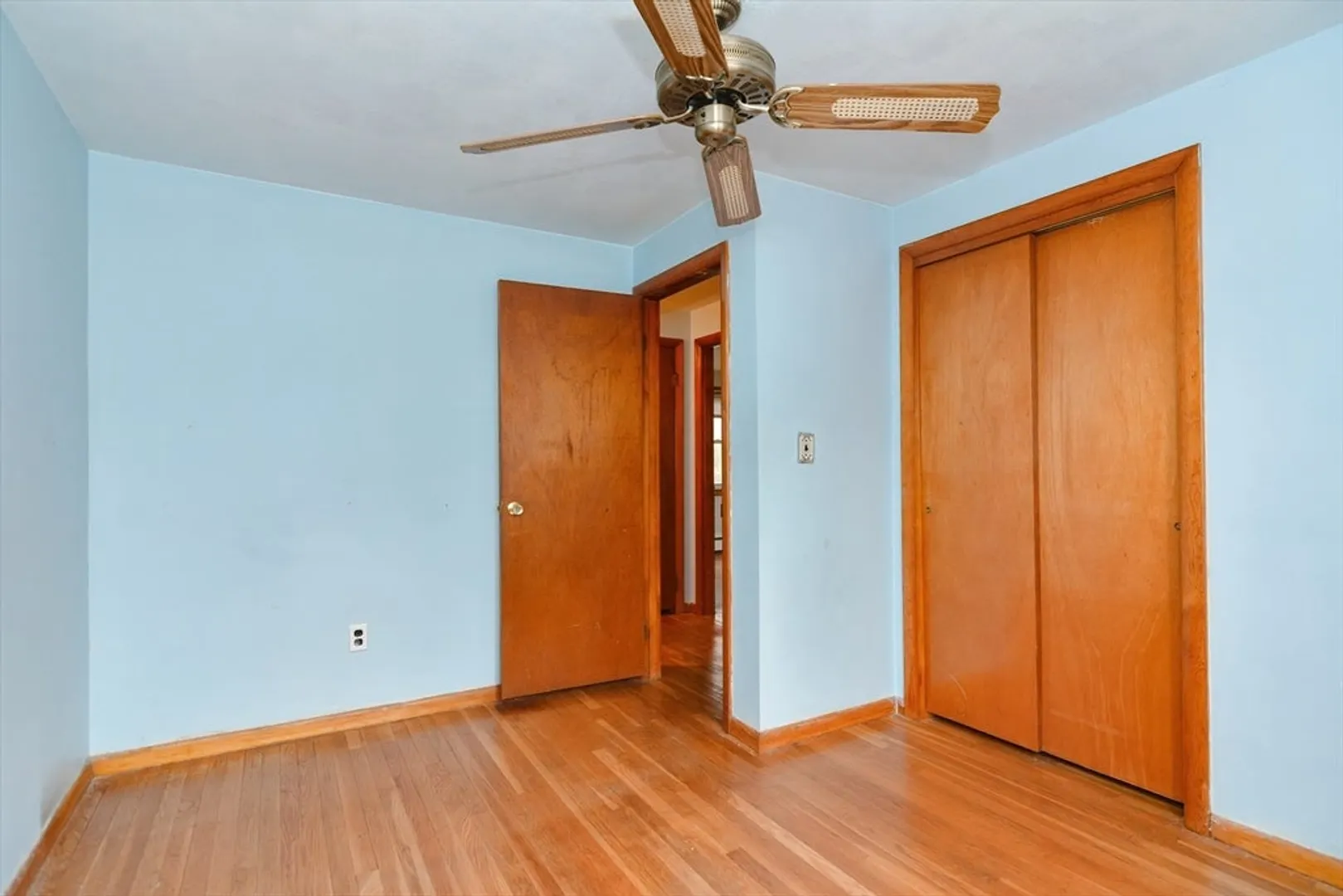36 Fairlane Rd Photo 12