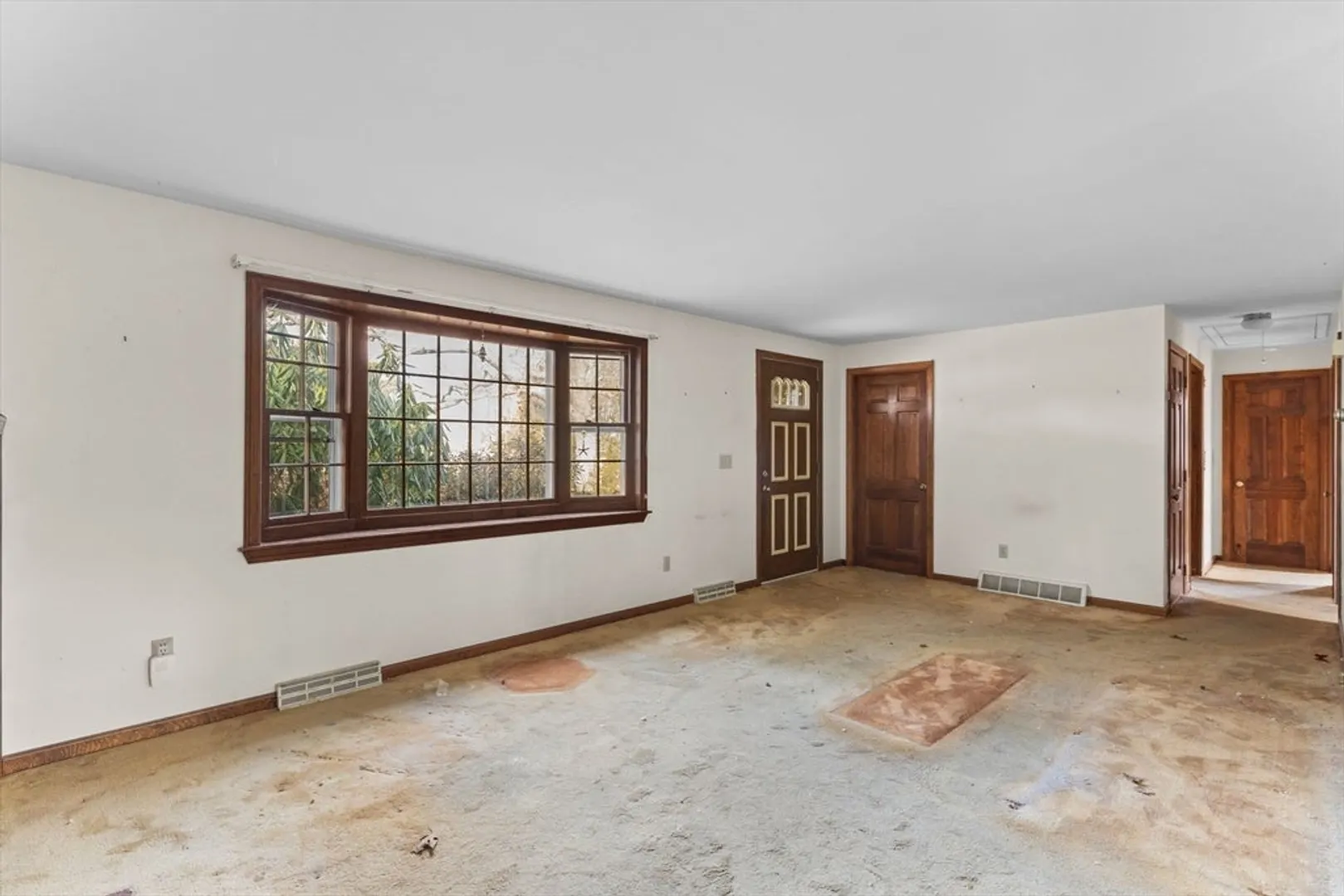 15 Hillside Dr Photo 4