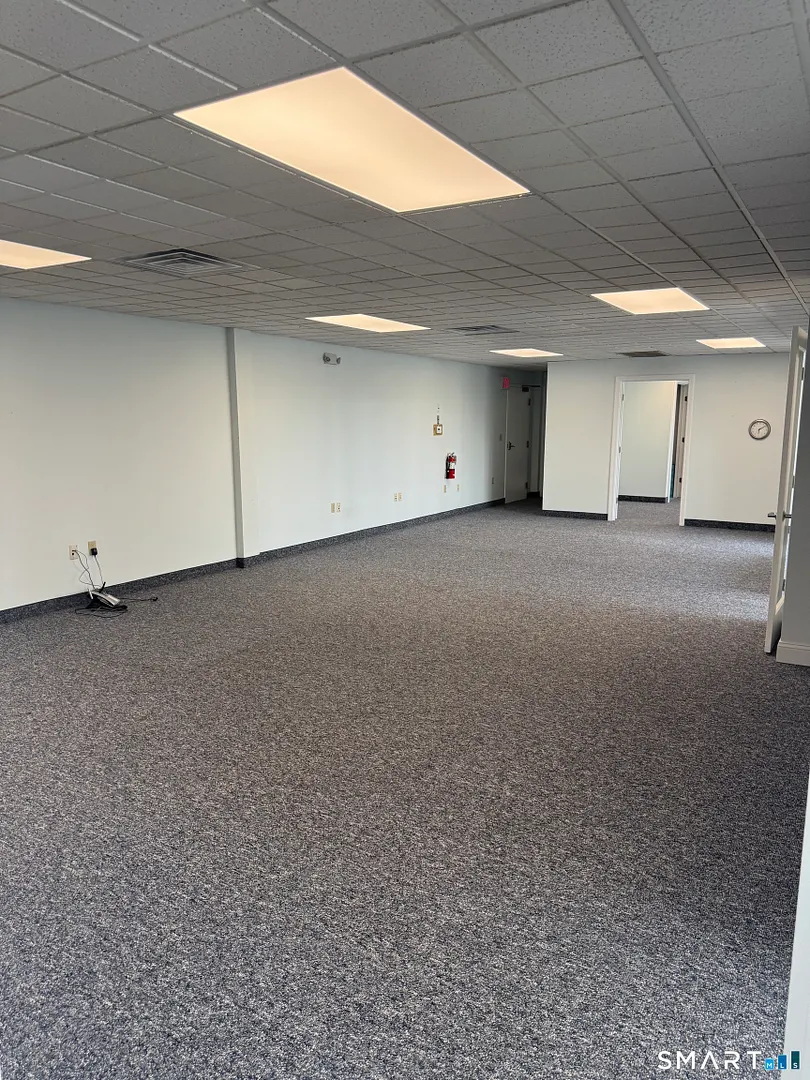 455 Boston Post Road Photo 5