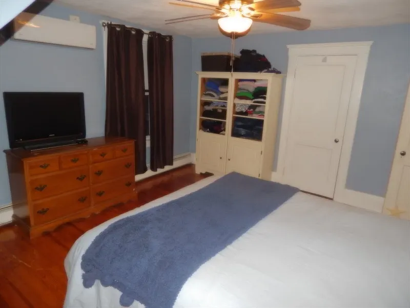 20 Virginia Ter Photo 25