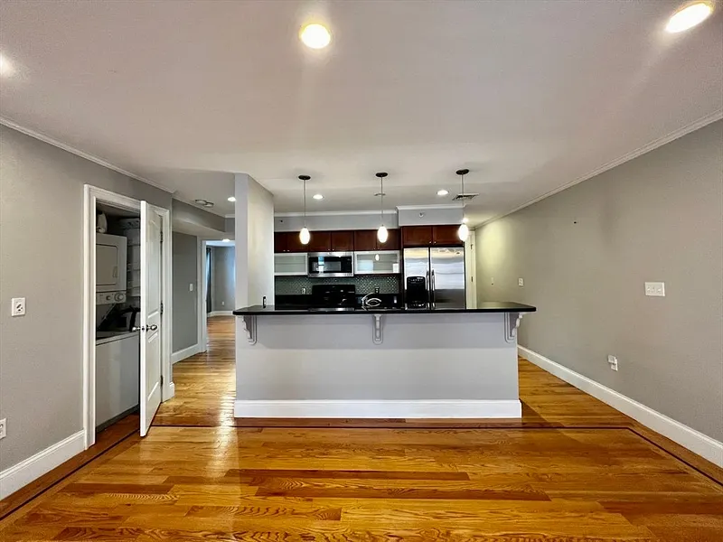 24 Mitchell Street  #1 Photo 4