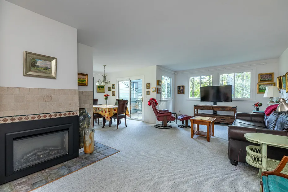 96 Woodside Circle #96 Photo 5
