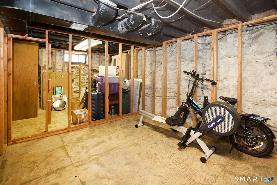 80 Dixon Street Photo 35