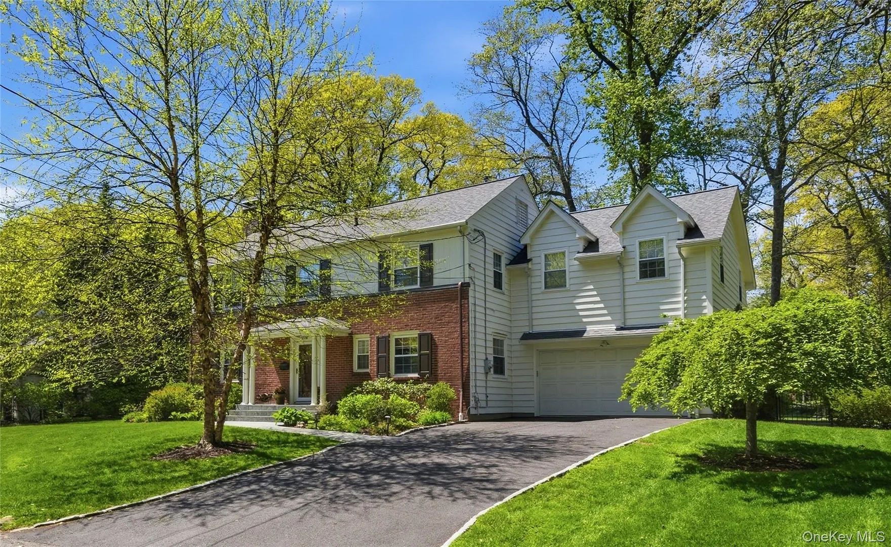 136 Devonshire Road Photo 2