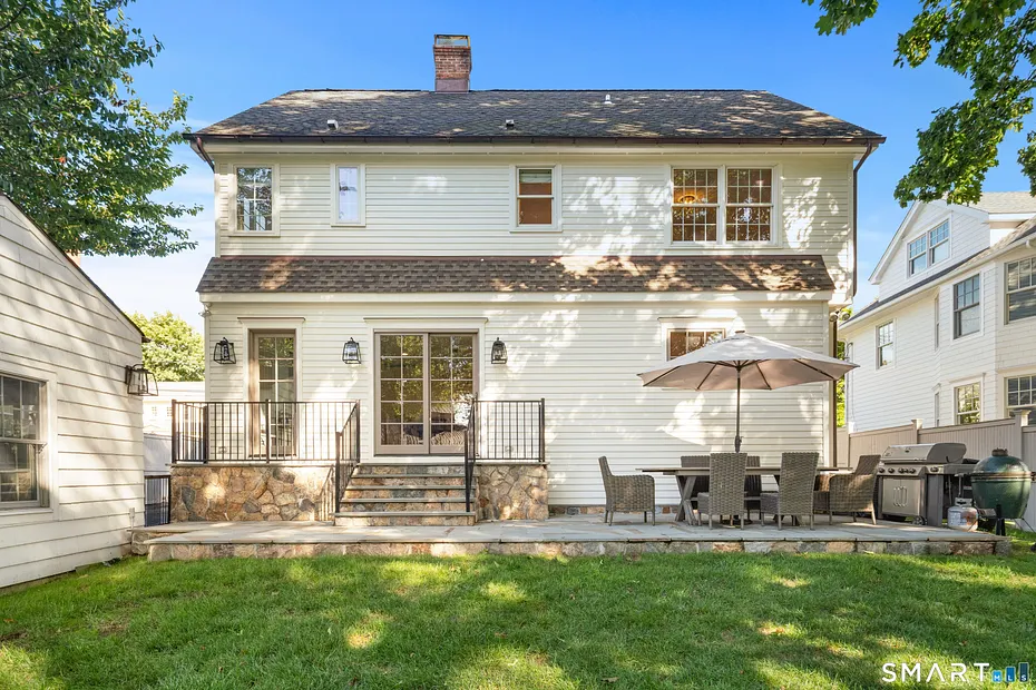 11 Highland Avenue Photo 2
