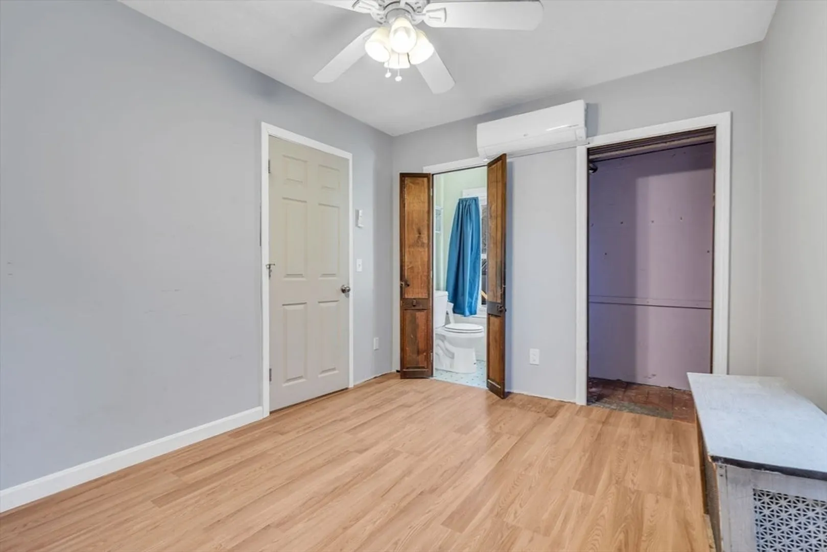 34 Pleasant St Photo 15