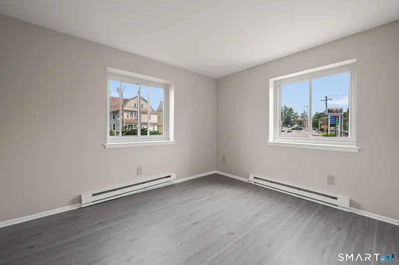 1795 North Avenue Photo 15