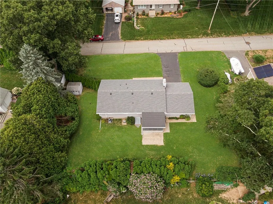 68 Birchwood Drive Photo 13