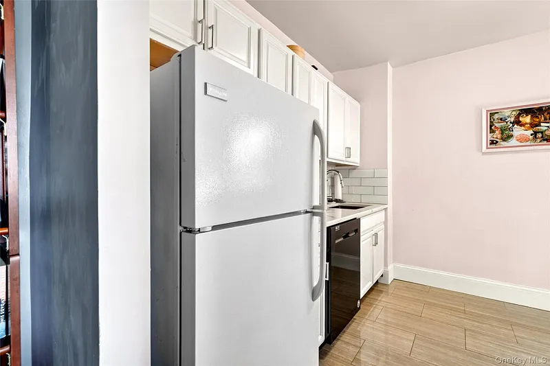 575 Bronx River Road  #6C Photo 18