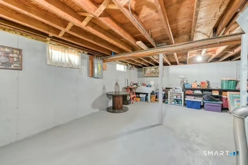 38 Kenwood Drive Photo 29