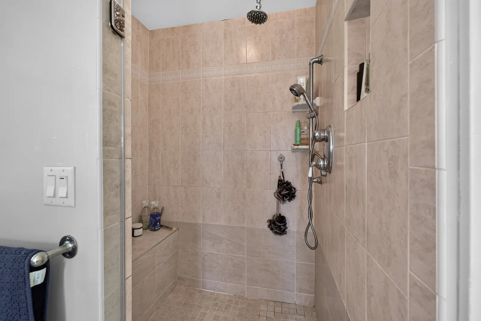 39 Glenwood Avenue Photo 25