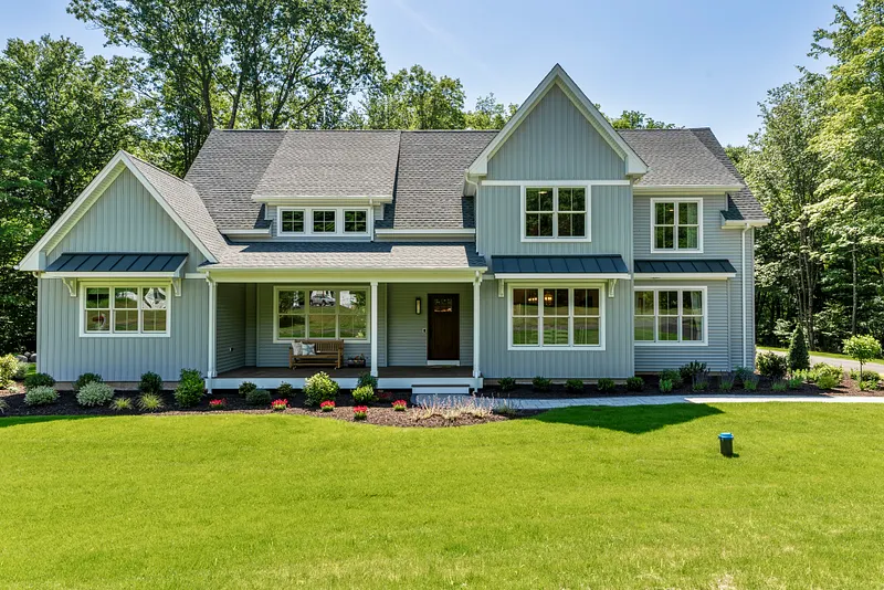 57 Henderson Road Photo 1