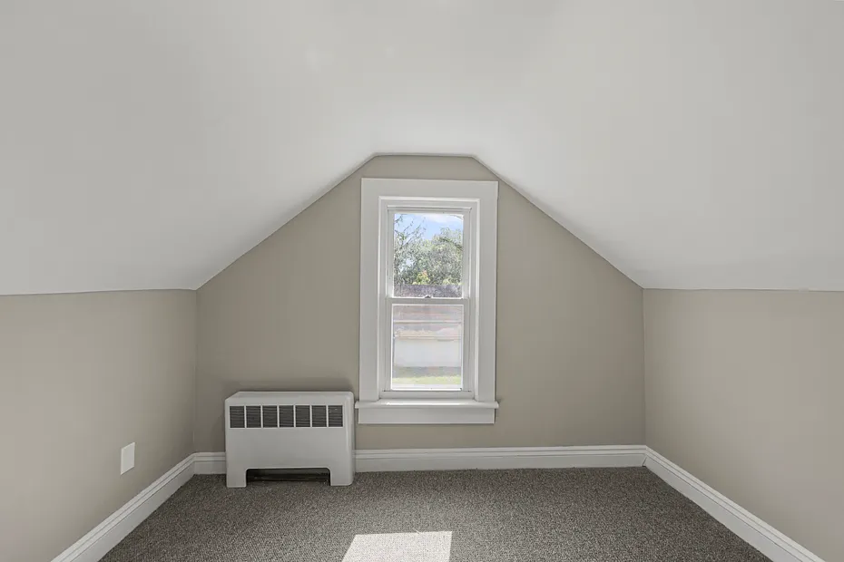 26 Davis St Photo 20