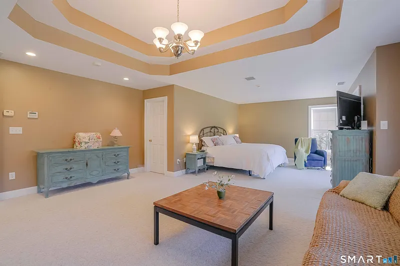 380 Southbury Road Photo 13