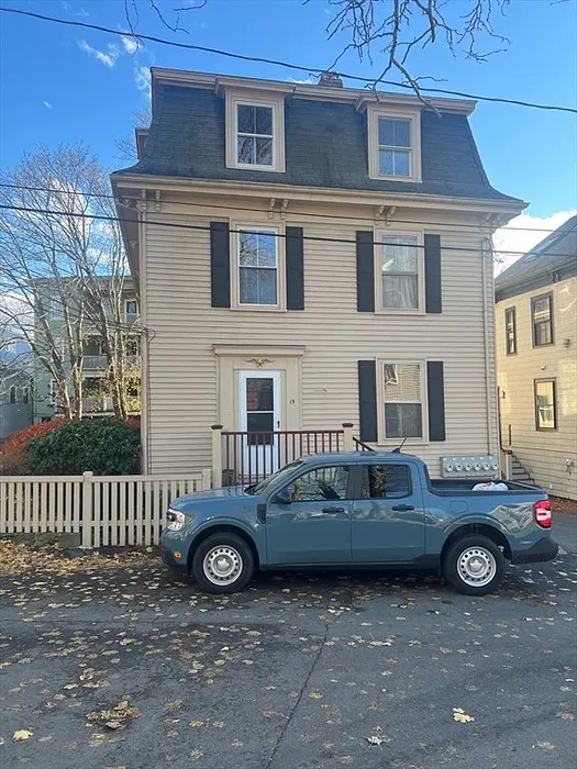 15 Harris St  #4 Photo 1