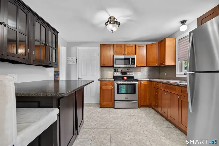 5 Beatrice Drive Photo 11