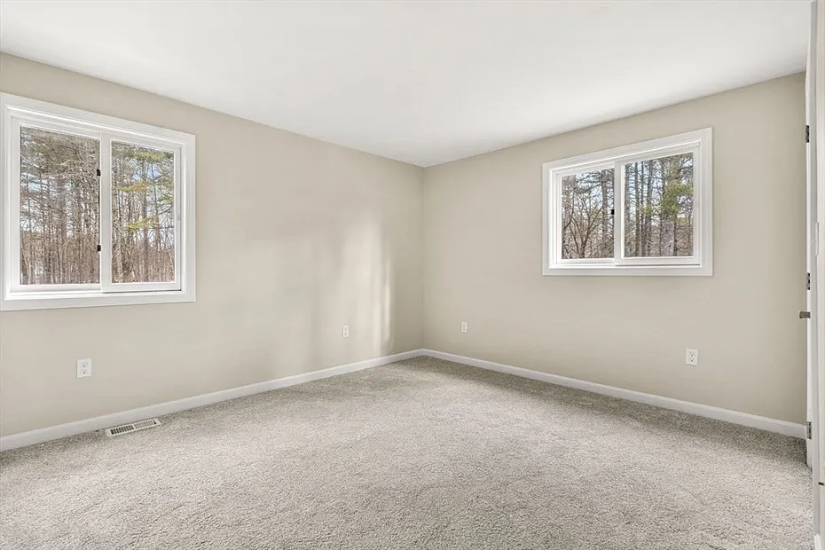 153 Coffin Rd  #10 Photo 14