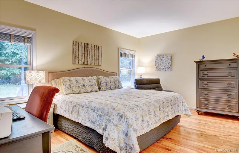 28 Hickory Lane Photo 22