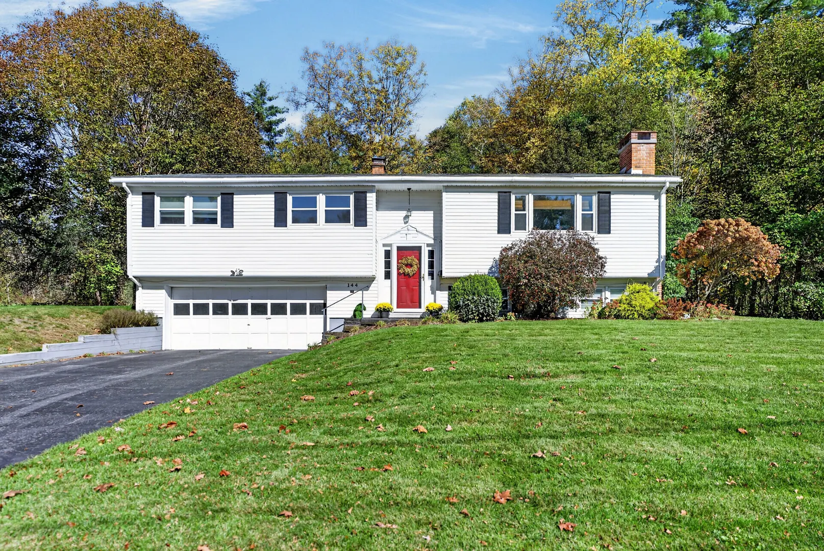 144 Lindley Ter Photo 1