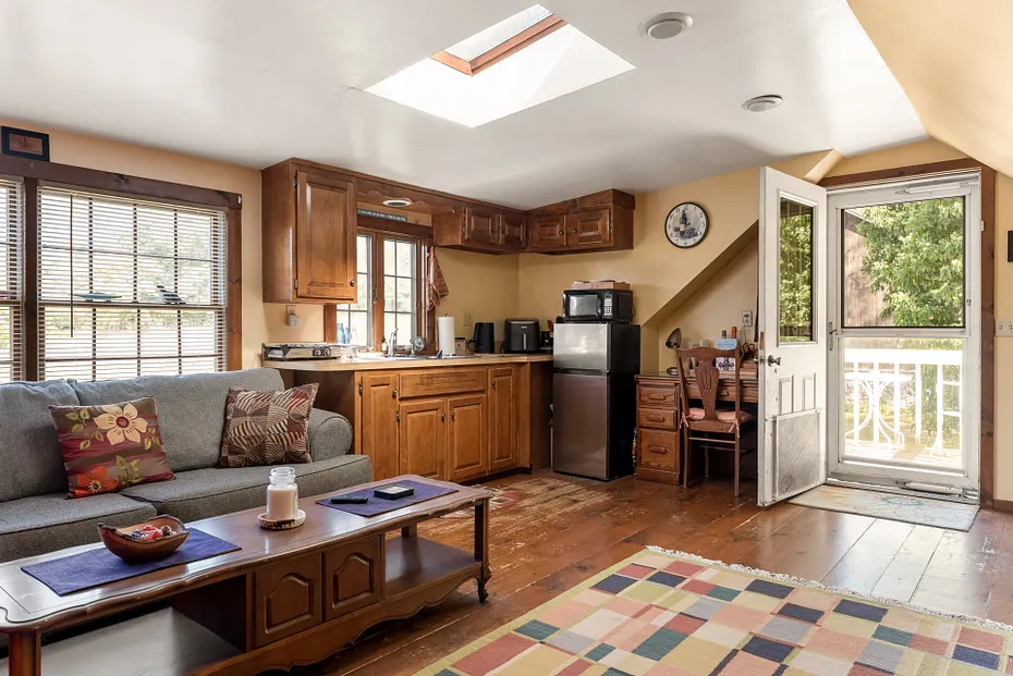 5 Elys Ferry Road Photo 32