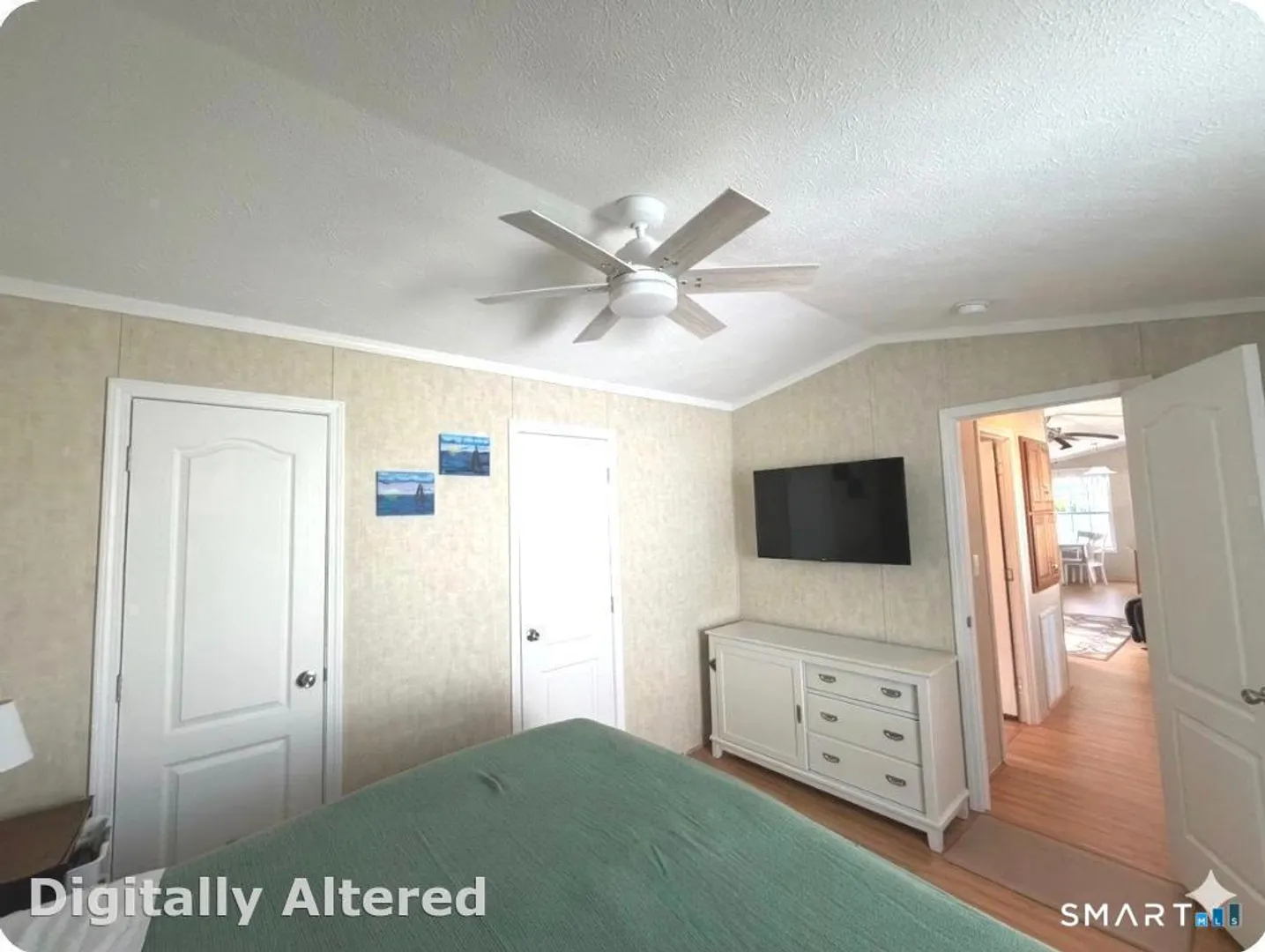 50 Linden Avenue North Photo 11
