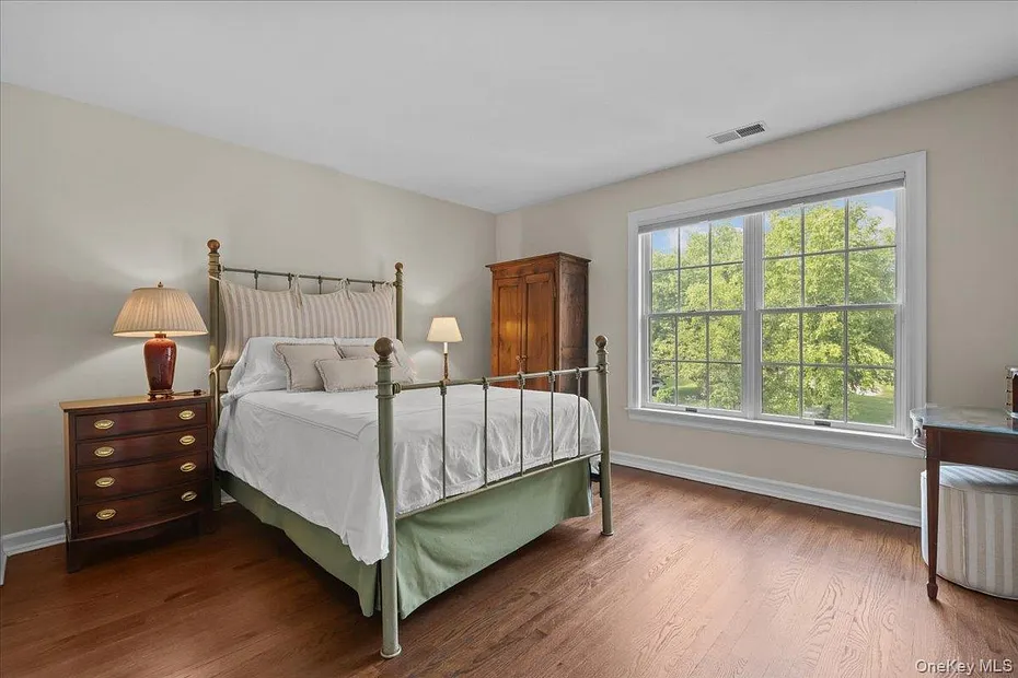 18 Brookview Drive Photo 17