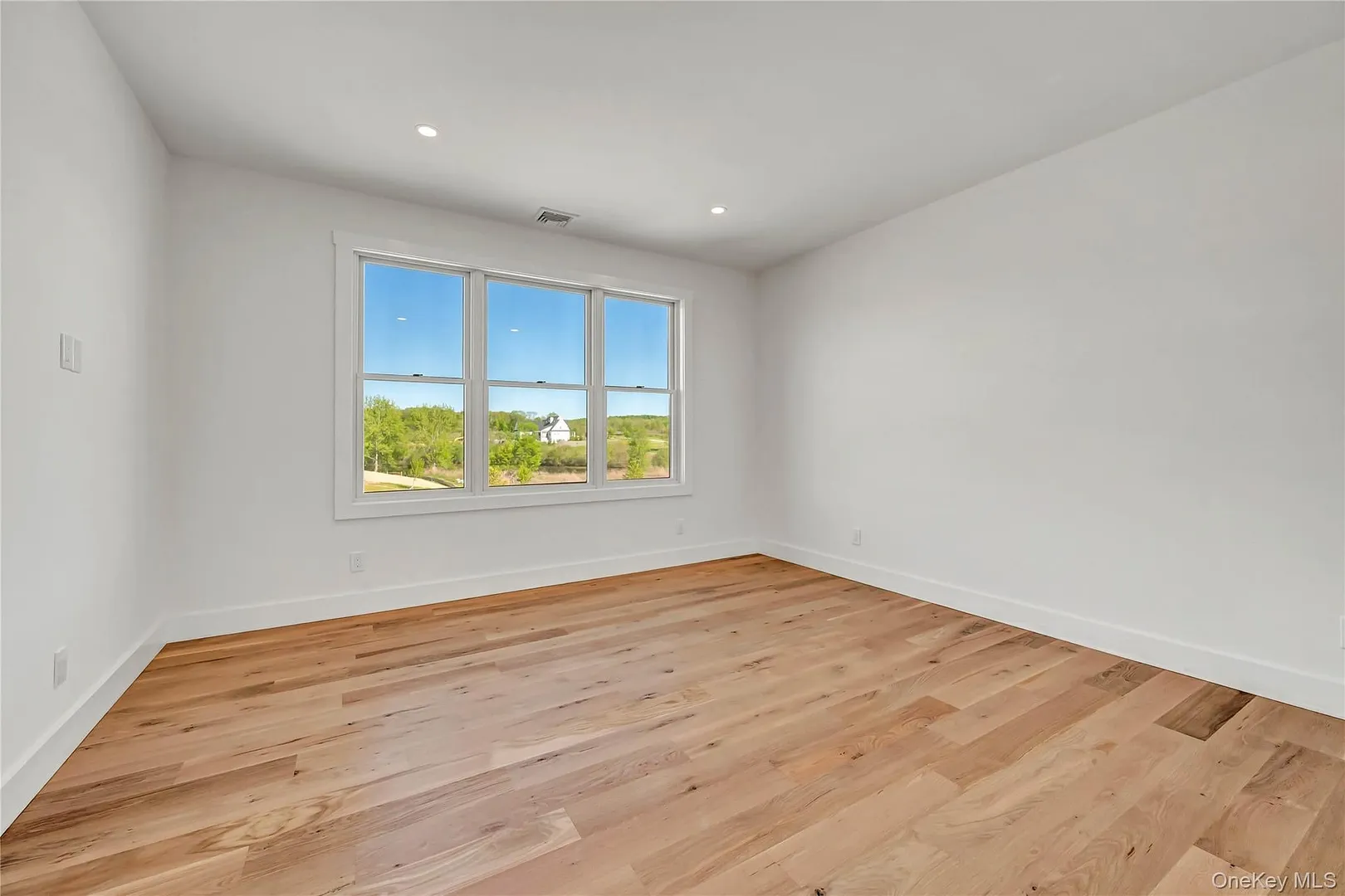 71 Abu Mousa Drive Photo 37