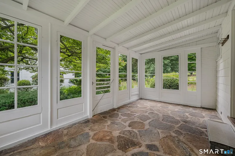 155 Hamburg Road Photo 9