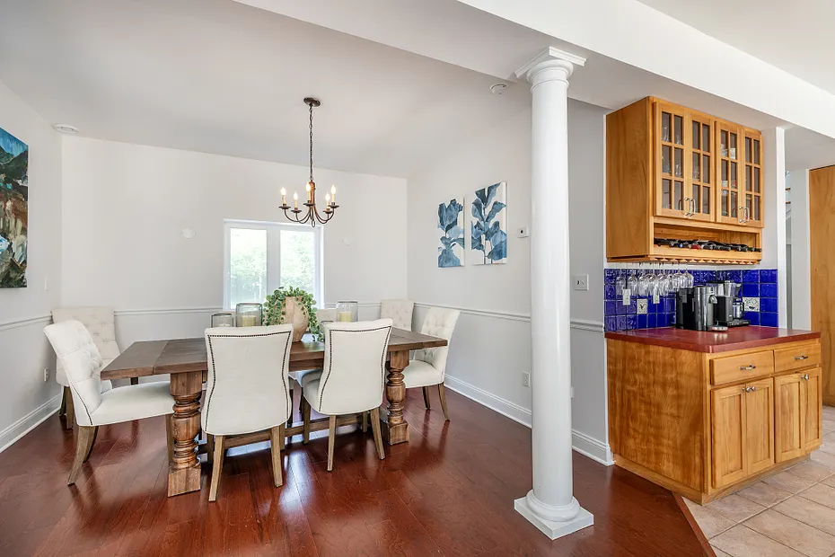 28 Drewbarrie Lane Photo 12