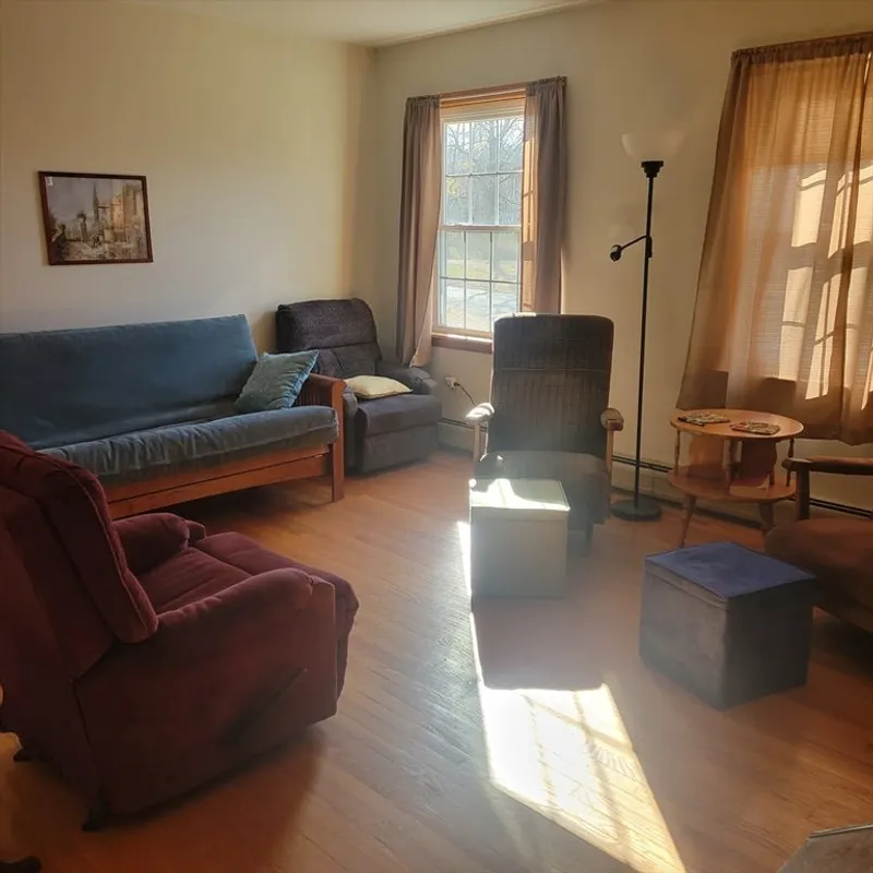 4 Joelle Terrace Photo 6