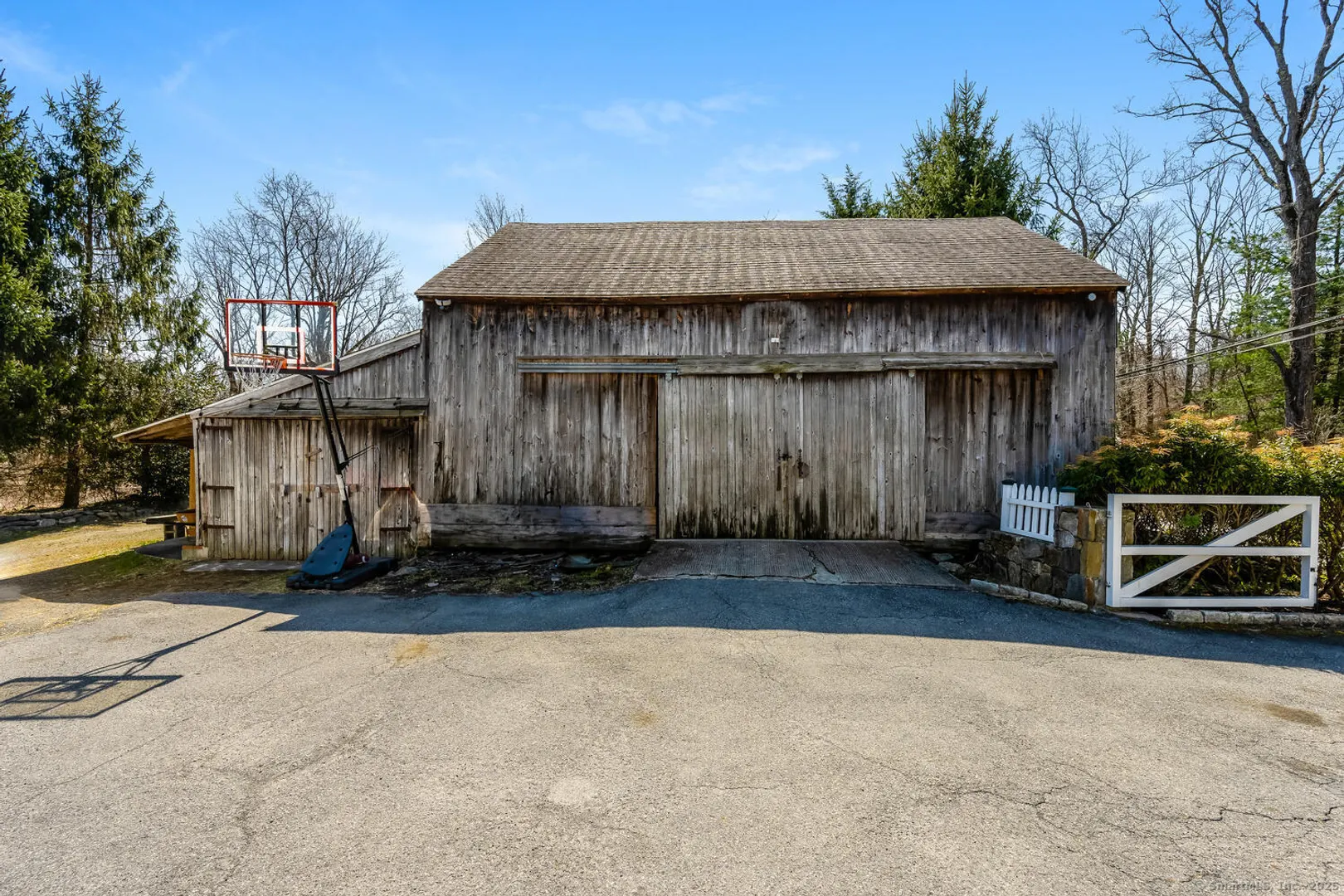 175 Mountain Road Photo 35