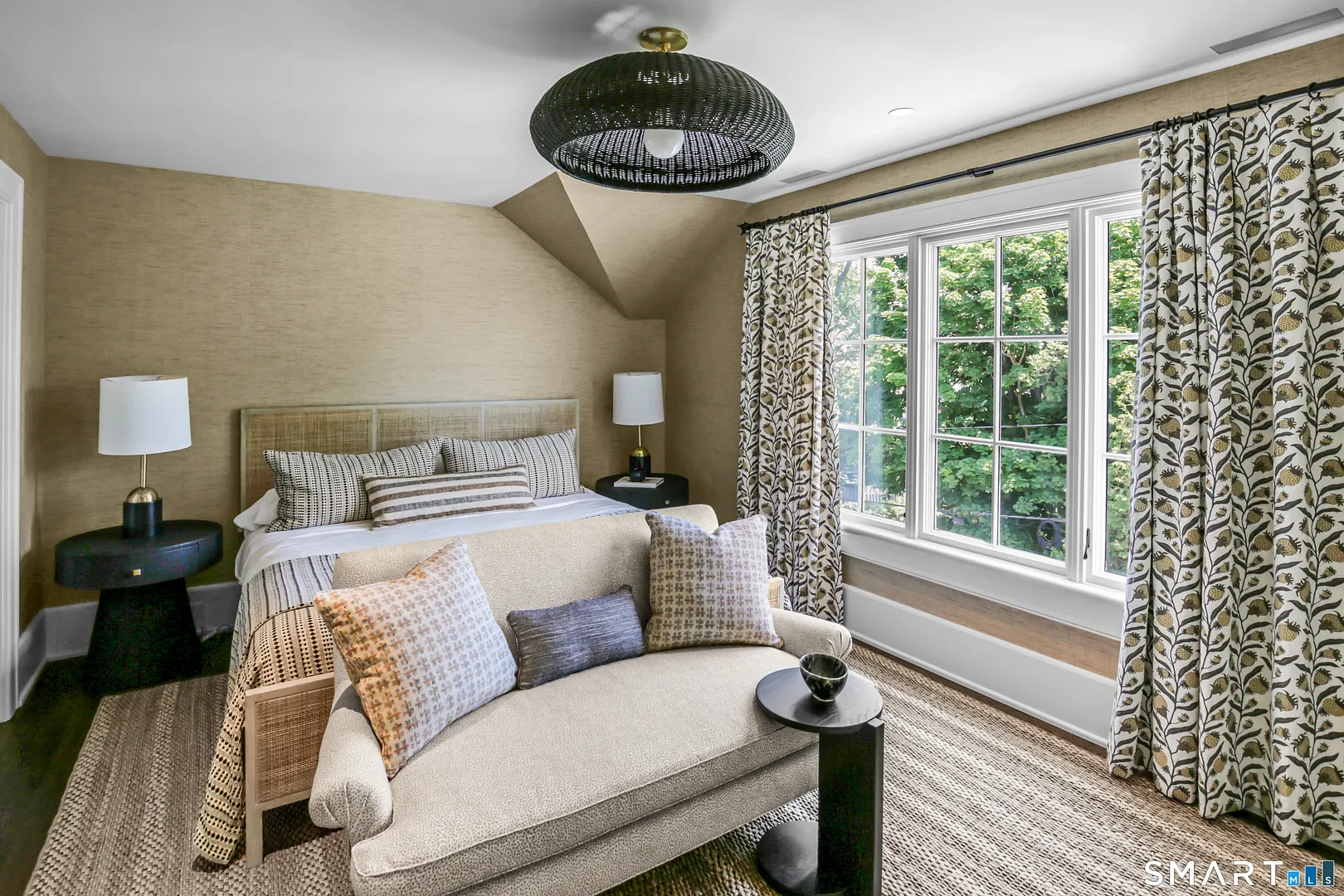 30 Edgewater Hillside Photo 16