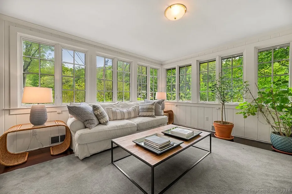 Stamford Single Family Photo 19