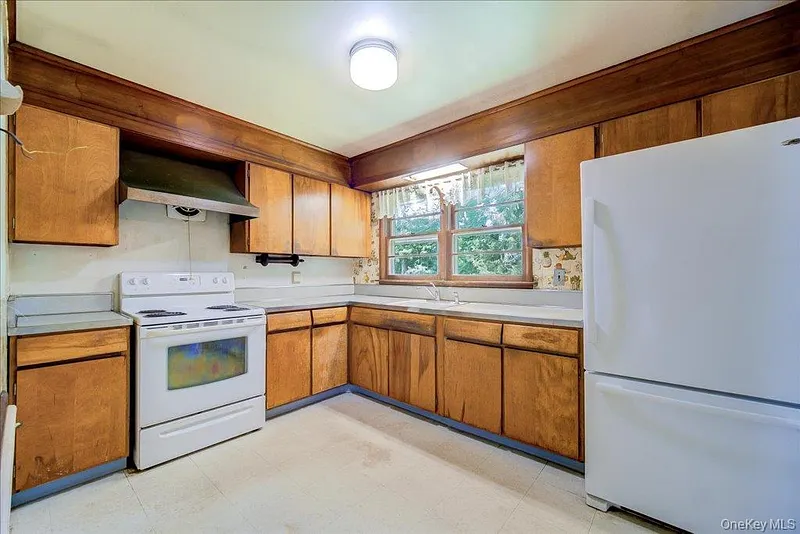 15 Nightingale Road Photo 13