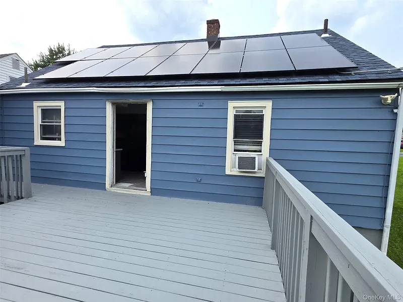 195 Commonwealth Avenue Photo 10
