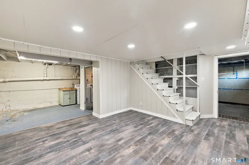 15 Ashland Avenue Photo 24