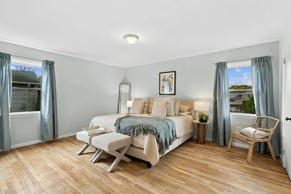 7 Frost Lane Photo 14