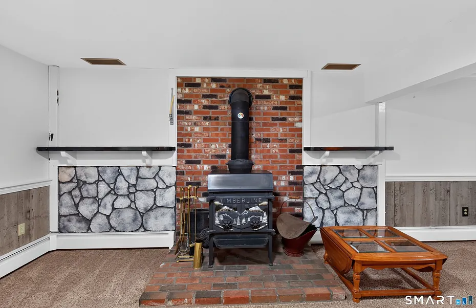 123 Janeway Drive Photo 10