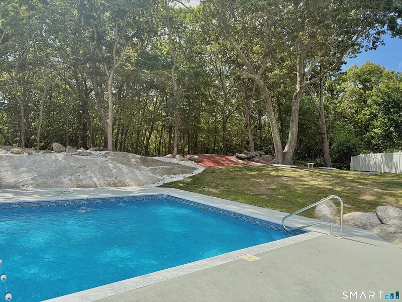 29 Blueberry Hill Road Photo 20