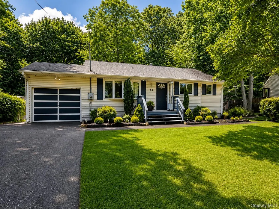 54 Capt Shankey Drive Photo 1