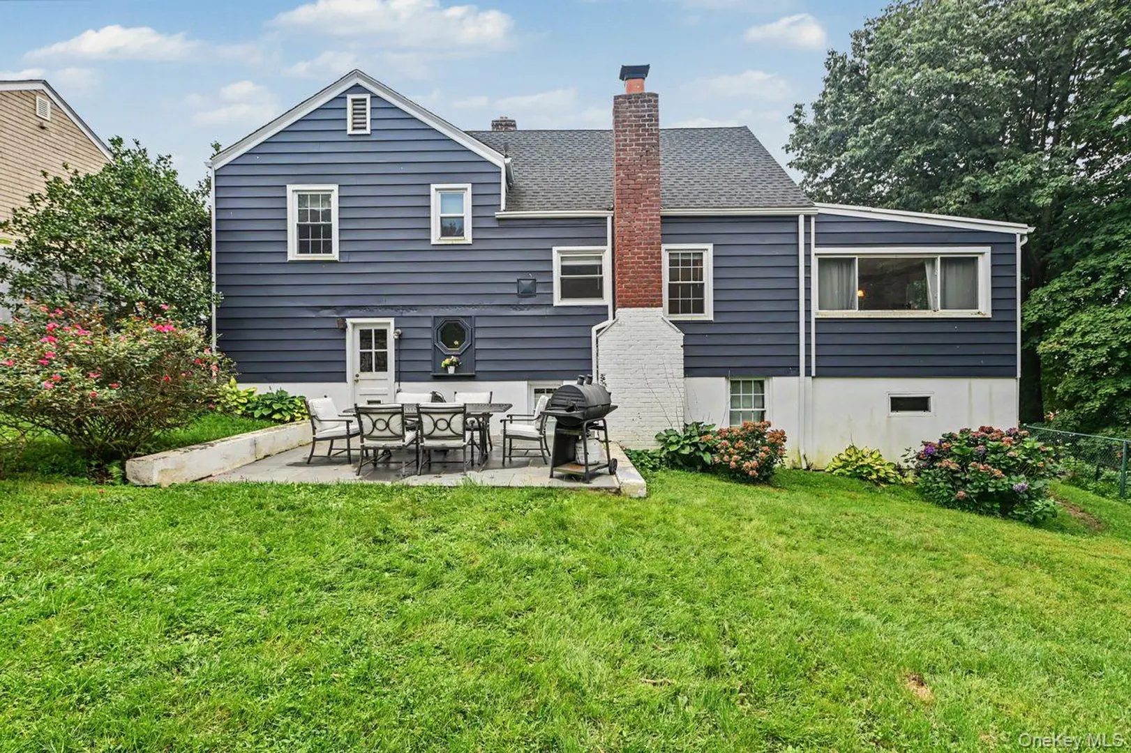 2 Edward Street Photo 24