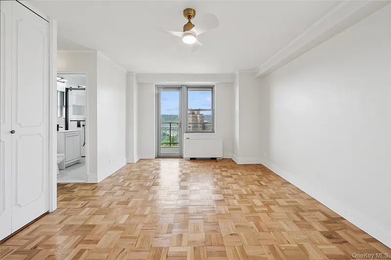 2500 Johnson Avenue  #15N Photo 9