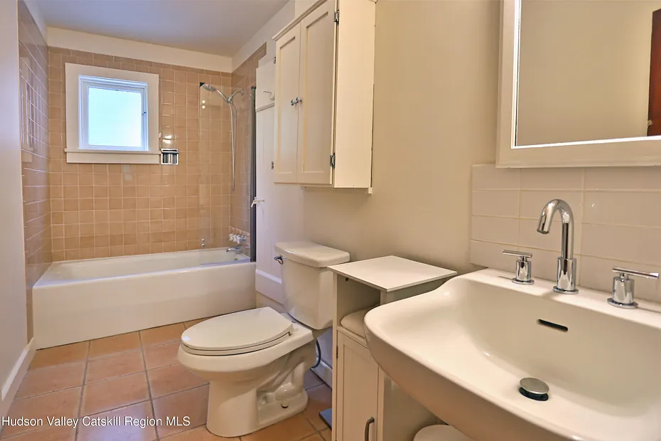104 Dewitt Mills Road Photo 15