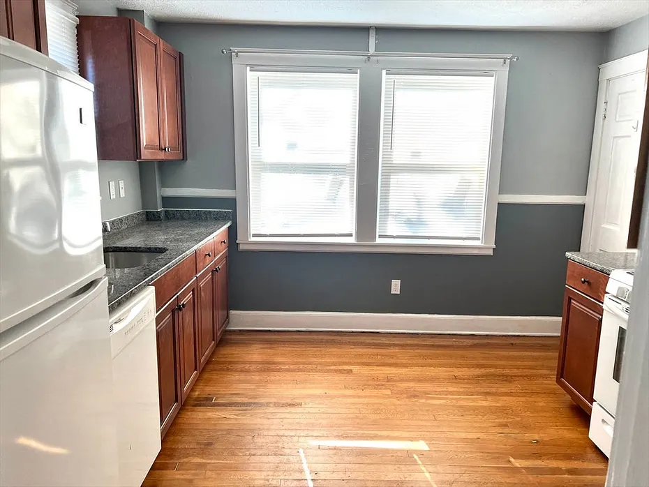 53 Avalon Ave #53 Photo 8